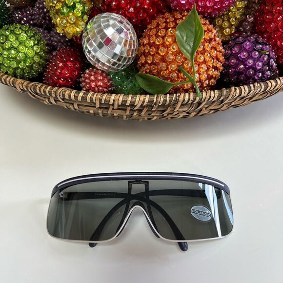 True Vintage Deadstock 1980s Sporty Polarized Windsheild Aviator Glasses Pair 2 - Picture 1 of 8